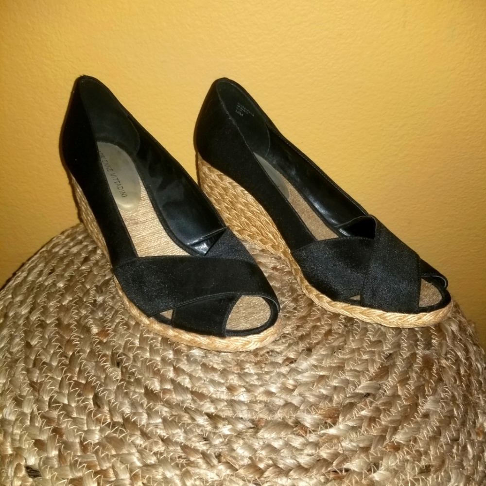 Adrienne Vittadini Wedges